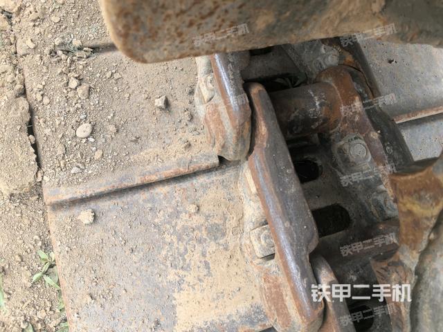 右侧履带整体(行走机构) 右侧履带整体(行走机构)