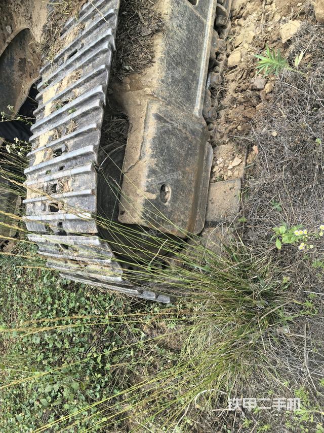 左驱动轮(行走机构) 左驱动轮(行走机构)