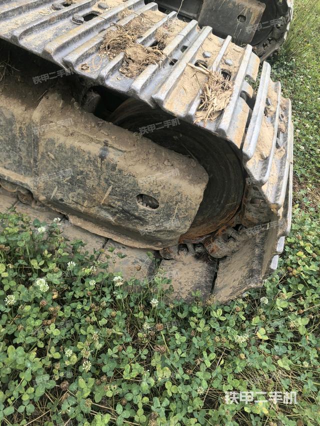 左侧行走马达盖板(行走机构) 左侧行走马达盖板(行走机构)