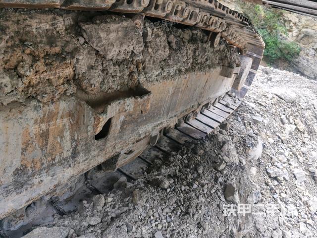 右導(dǎo)向輪（行走機(jī)構(gòu)）