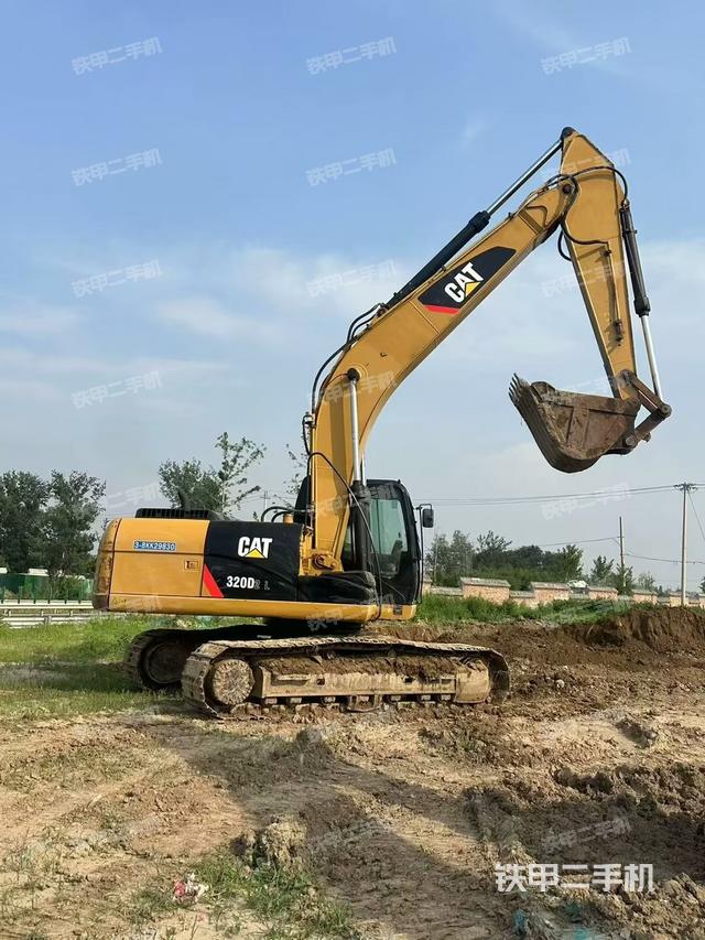 整机右后45°(整机外观) 整机右后45°(整机外观)