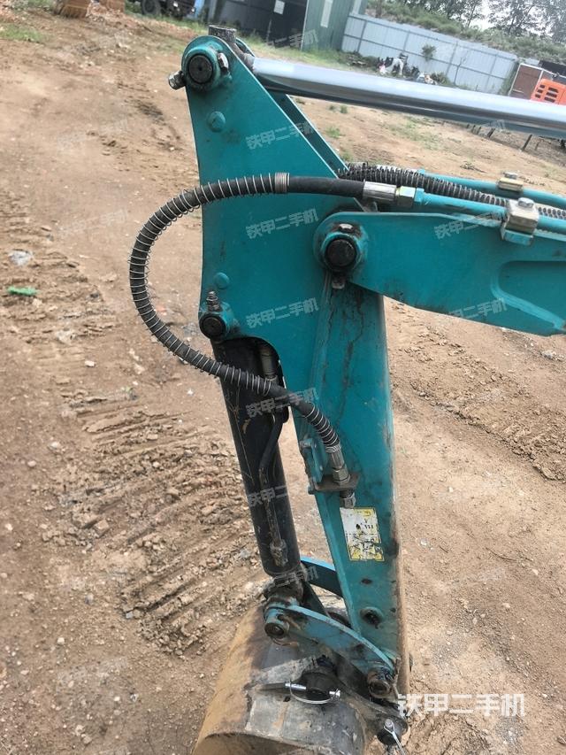 小臂整體左后（工作和回轉(zhuǎn)裝置）