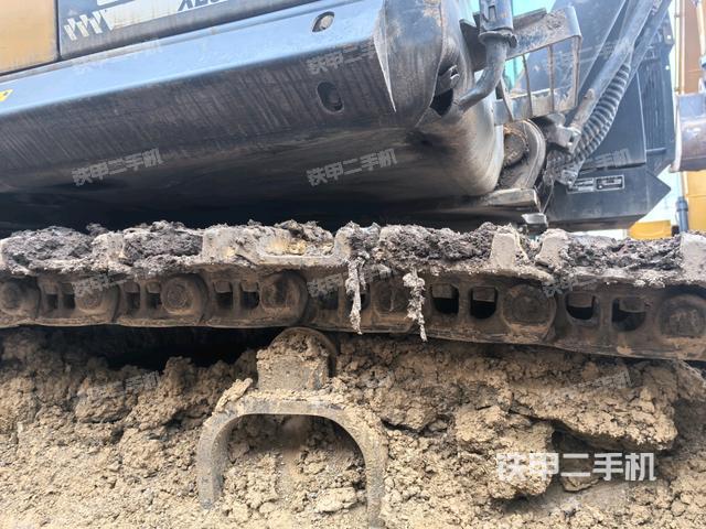 左侧行走马达盖板(行走机构) 左侧行走马达盖板(行走机构)