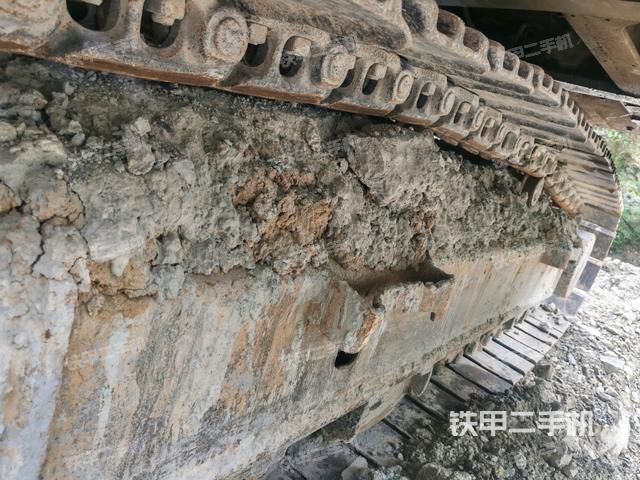 左側(cè)行走馬達(dá)蓋板（行走機(jī)構(gòu)）