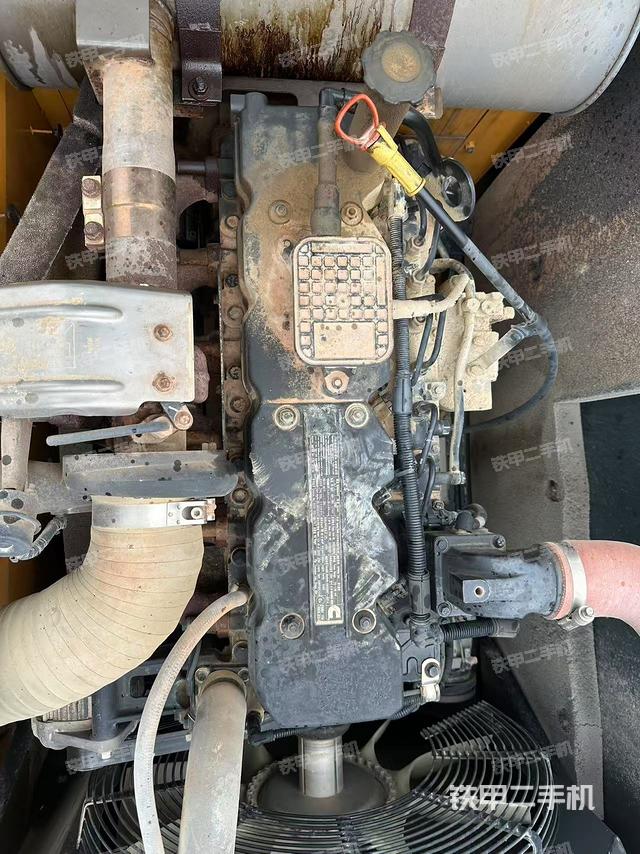 發(fā)動機(jī)整體俯視（整機(jī)外觀）