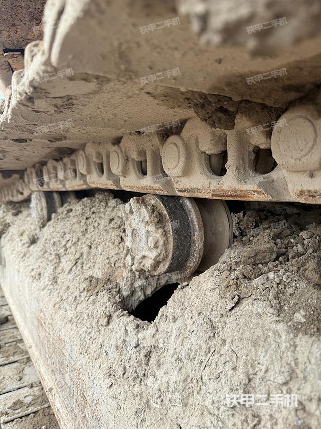 单侧履带整体（整机外观）