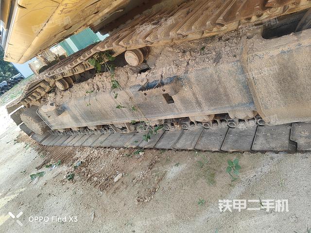 单侧履带整体（整机外观）