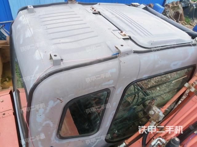 发动机室(上车部件) 发动机室(上车部件)