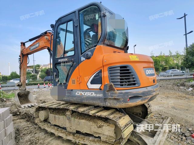 左后45(整机外观) 左后45(整机外观)