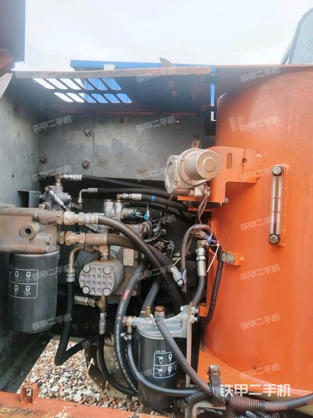 液压泵斜45 右(大件舱室) 液压泵斜45 右(大件舱室)