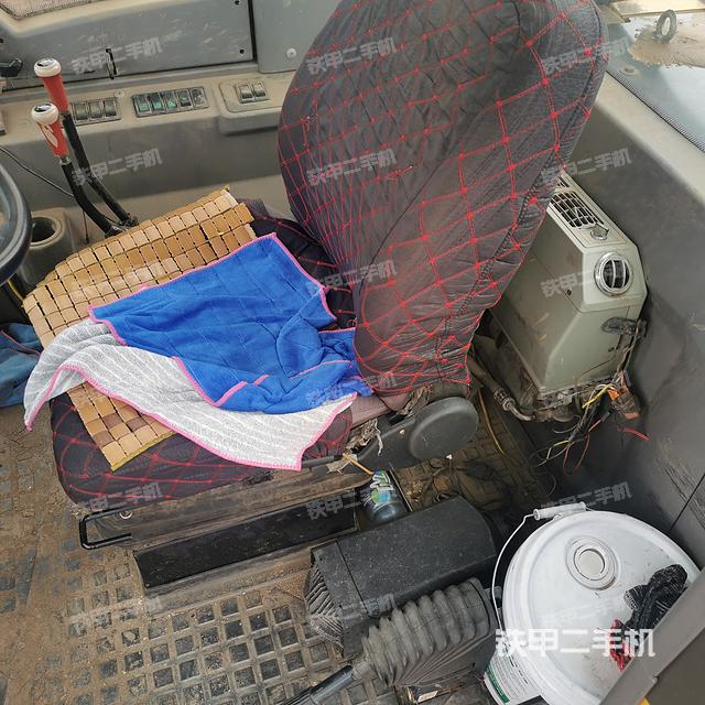 驾驶室操作台（整机外观及大件）