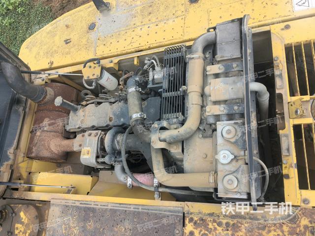 发动机室(上车部件) 发动机室(上车部件)