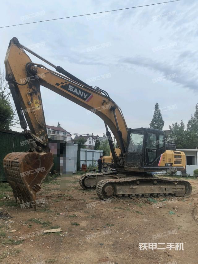 三一重工SY245H挖掘機(jī)
