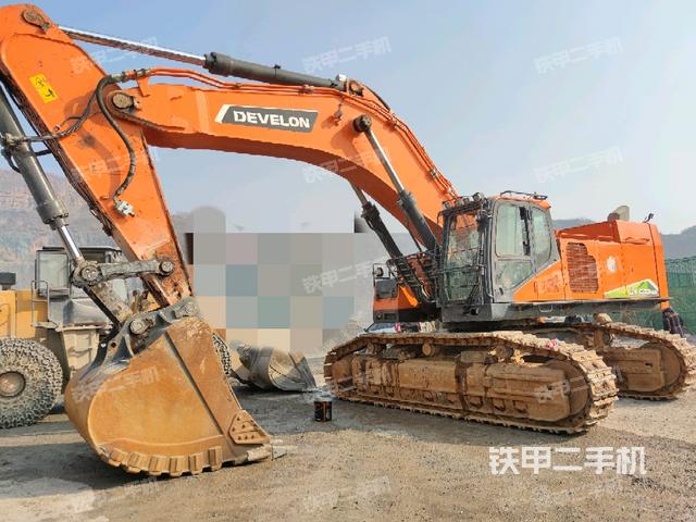 迪萬倫DX800HD挖掘機