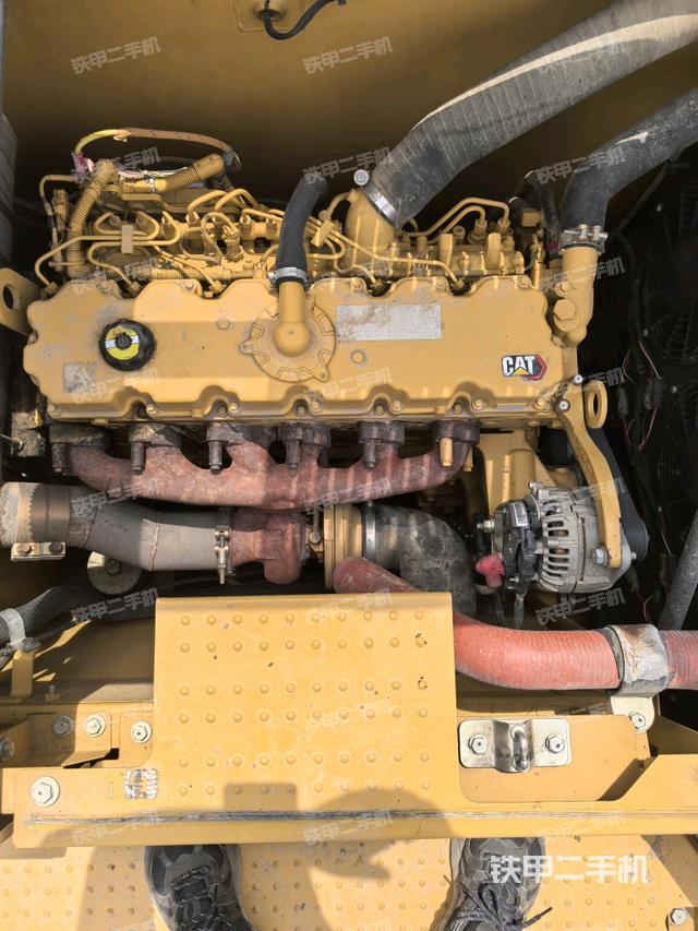 發(fā)動(dòng)機(jī)整體俯視（整機(jī)外觀）