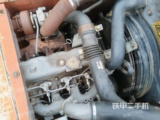 增压器特写(上车部件) 增压器特写(上车部件)