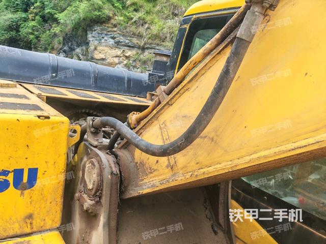 大臂根部?斜視（工作和回轉(zhuǎn)裝置）