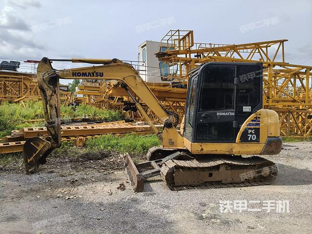 小松PC56-7挖掘機(jī)