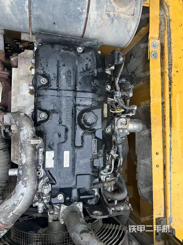 发动机整体俯视(整机外观) 发动机整体俯视(整机外观)