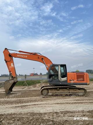 日立ZX200-3挖掘机实拍图片