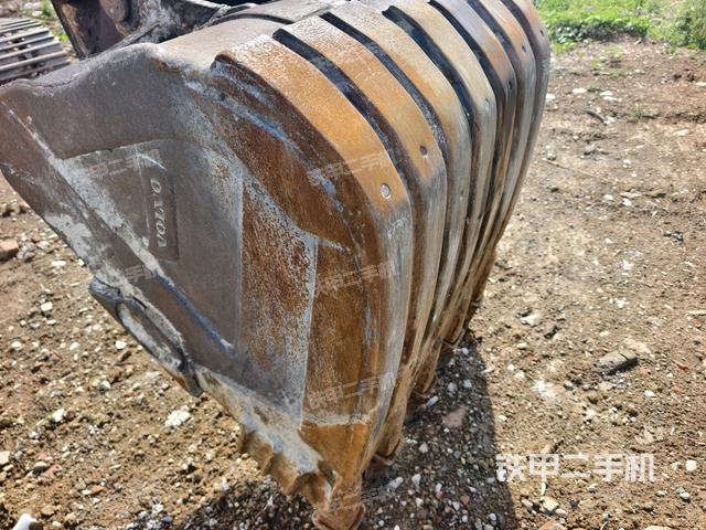 鏟斗45度（工作和回轉(zhuǎn)裝置）