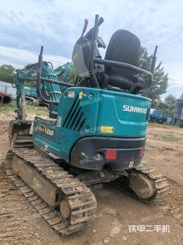 左后45（整機外觀）