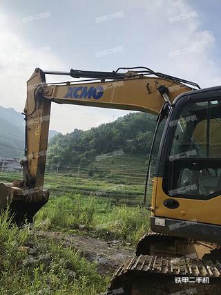 湘西徐工XE215HB挖掘机实拍图片
