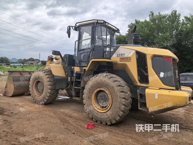 右前45°(整机外观) 右前45°(整机外观)