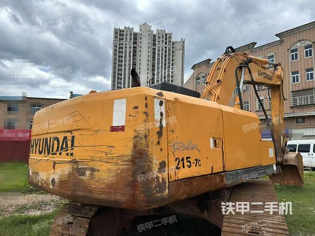 整机右后45°(整机外观) 整机右后45°(整机外观)