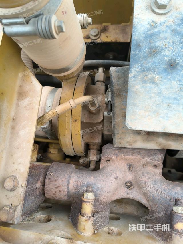 发动机室（上车部件）