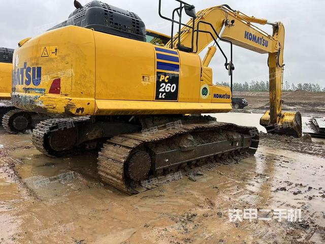 整机右后45°(整机外观) 整机右后45°(整机外观)