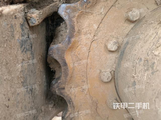 左側(cè)行走馬達(dá)蓋板(行走機(jī)構(gòu)) 左側(cè)行走馬達(dá)蓋板(行走機(jī)構(gòu))