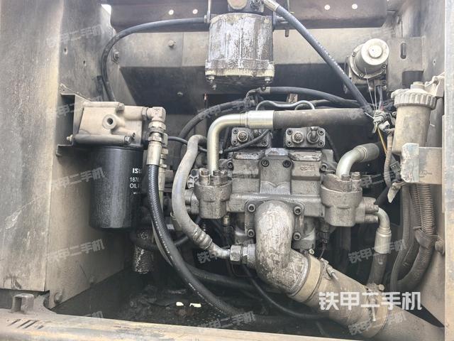 散热器正面(大件舱室) 散热器正面(大件舱室)