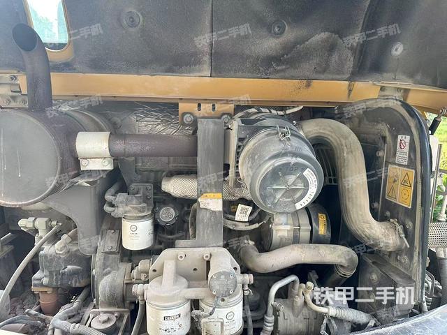 发动机整体俯视(整机外观) 发动机整体俯视(整机外观)