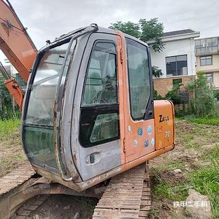 日立ZX70挖掘机实拍图片