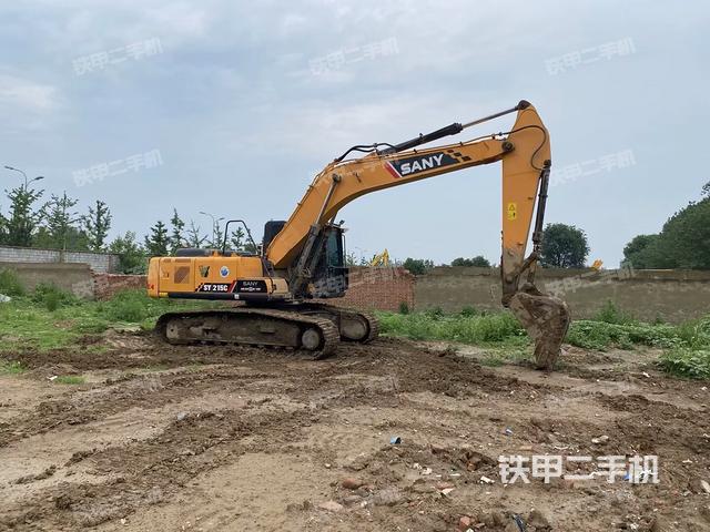 整机右后45°(整机外观) 整机右后45°(整机外观)