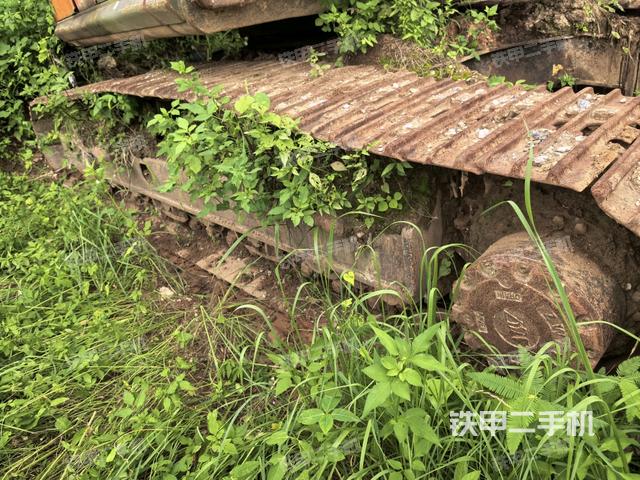 右侧行走马达盖板(行走机构) 右侧行走马达盖板(行走机构)