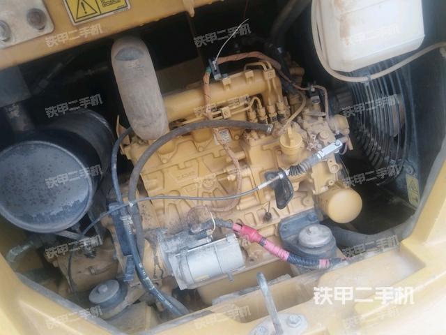 发动机整体俯视(整机外观) 发动机整体俯视(整机外观)