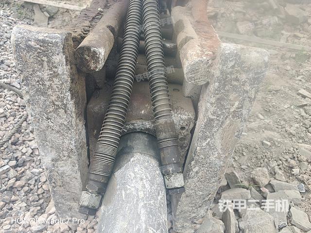 整機(jī)左側(cè)（設(shè)備外觀及核心部件）