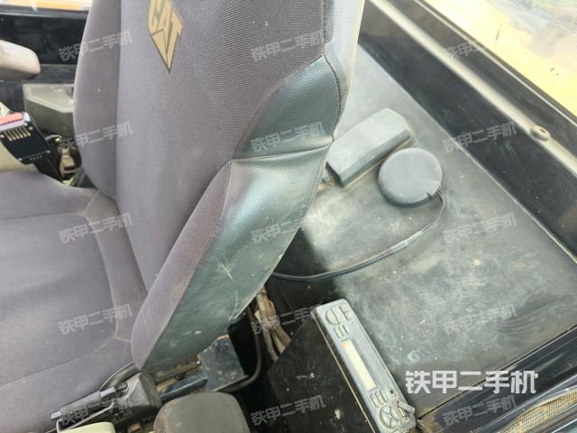 頂棚整體(駕駛室部分) 頂棚整體(駕駛室部分)