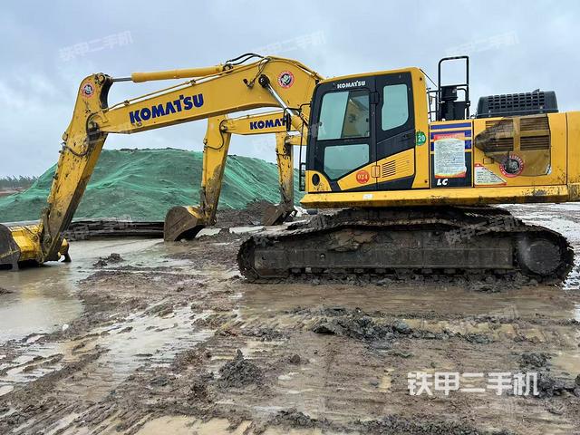 小松PC260LC-11M0挖掘機(jī)