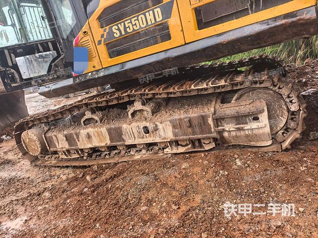 右侧履带整体(行走机构) 右侧履带整体(行走机构)