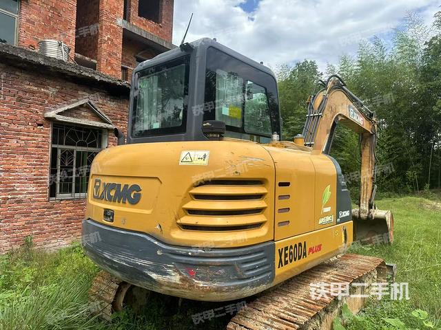 整机右后45°（整机外观）