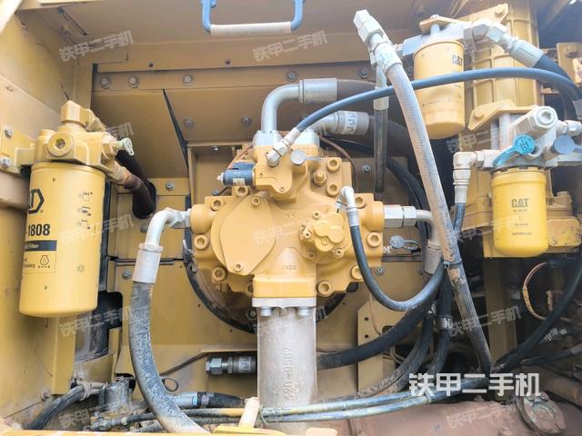 液压泵斜45 右（大件舱室）