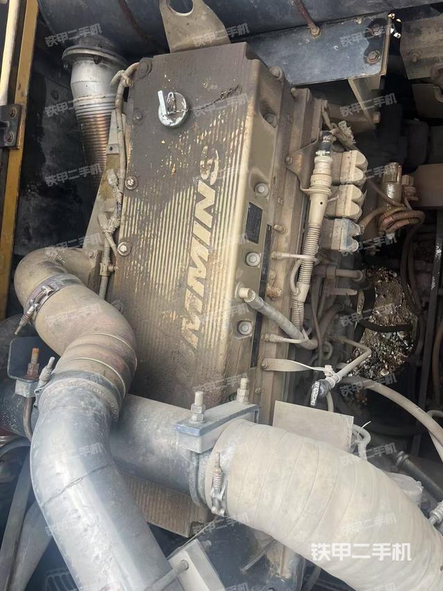 气门室盖螺丝特写（上车部件）