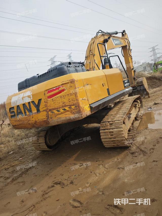 整机右后45°(整机外观) 整机右后45°(整机外观)