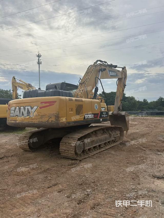 右后45(整机外观) 右后45(整机外观)