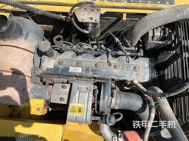 发动机整体俯视(整机外观) 发动机整体俯视(整机外观)