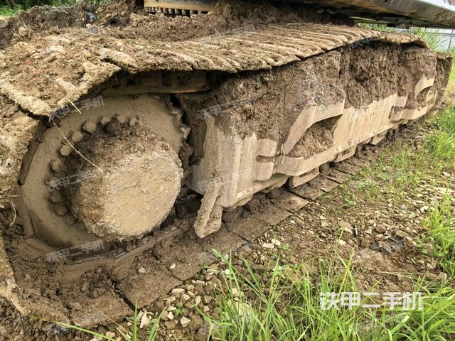 左侧履带整体 （行走机构）