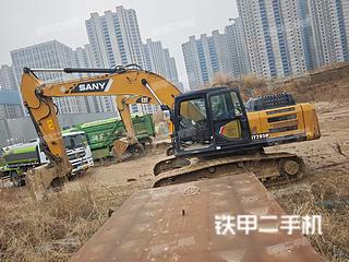 三一重工SY245H挖掘机实拍图片